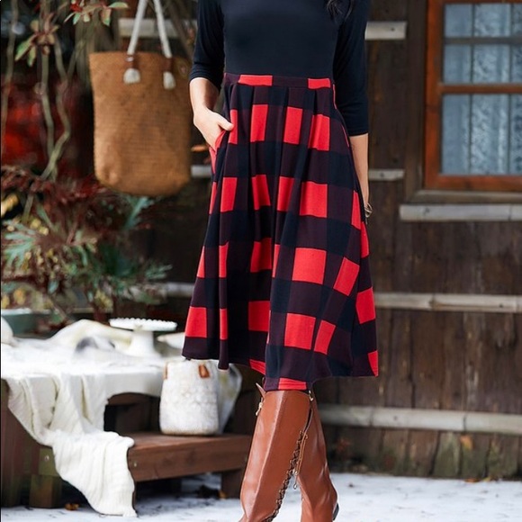 Red & Black buffalo check pleaded midi dress - Picture 2 of 2